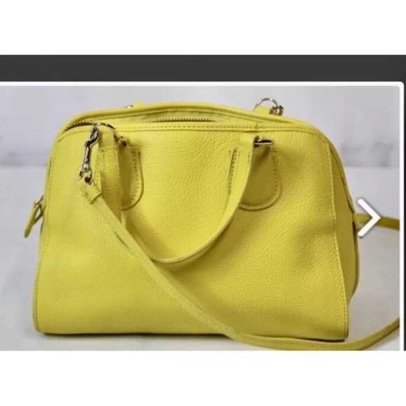 Coach Cross-Body Bag, 7x11x5" mustard, yellow stellar condition, not a blemish - Picture 4 of 7